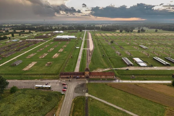 Picture of the Auschwitz memorial museum