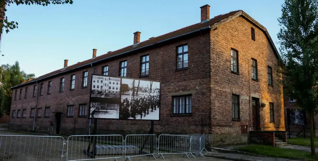 Picture of a building in Auschwitz